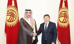 رئيس جمهورية قيرغيزستان ودولة رئيس الوزراء يستقبلان الرئيس التنفيذي للصندوق السعودي للتنمية