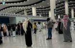 فوضى “كدّادين” مطار الملك خالد الدولي.. المنظر عشوائي لا يليق بجمال “الرياض”