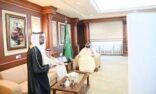 سمو الأمير محمد بن عبدالعزيز يستقبل رئيس جامعة جازان