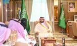 أمير جازان يطّلع على برامج ومبادرات جمعية التغذية العلاجية بالمنطقة