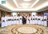 أمير منطقة جازان يُكرِّم فريق عمل منصة “التزام” بالإمارة