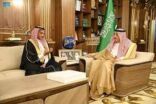 أمير جازان يتسلّم التقرير السنوي للمركز الوطني للرقابة على الالتزام البيئي