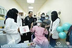 مدينة الملك سعود الطبية تنقذ مريضًا توقف قلبه 25 دقيقة ويستعيد وعيه بعد 55 يومًا من الرعاية المكثفة