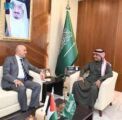 وزير الإعلام يستقبل وزير الاتصال الحكومي الأردني