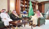 أمير جازان ‬⁩يطلع على أهداف إنشاء مركز الخدمات التسويقية للمنتجات الزراعية بالمنطقة