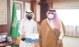 نائب أمير جازان يتسلم تقريرًا عن سير العملية التعليمية والمدرسية بتعليم صبيا