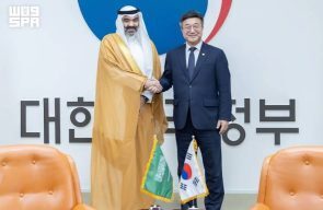 وزير الاتصالات يعقد سلسلة اجتماعات في كوريا لتعزيز الشراكة التقنية