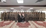 أمير جازان يزور شرطة المنطقة ويطّلع على أعمال ومهام الأمن العام
