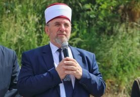 مفتي كوسوفا يُدين استهداف مكة المكرمة ويؤكد التضامن مع المملكة