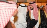 أمير منطقة جازان يقدّم واجب العزاء في وكيل محافظة جزر فرسان محمد النعمي