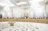 برئاسة خادم الحرمين.. مجلس الوزراء يعزز الأمن البحري ويشدد على حرية الملاحة في مضيق هرمز