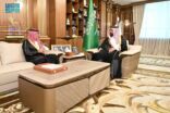 الأمير محمد بن عبدالعزيز يستقبل أمين جائزة جازان للتفوق والإبداع