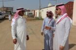 رئيس بلدية صامطة يقف على احتياجات حي الطرشية الجديد