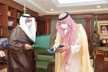 أمير جازان يستقبل رئيس القطاع الجنوبي بشركة المياه الوطنية