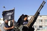 خبير يدعو الجيش المصري لتوجيه ضربه جوية لـ”داعش ليبيا”